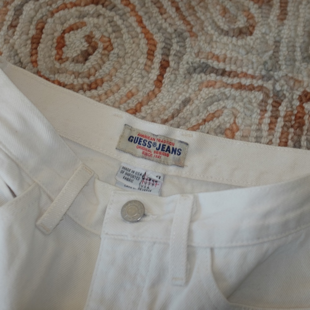 Vintage Guess Jeans Original Design since 1981 White Straight Leg Denim Size 27